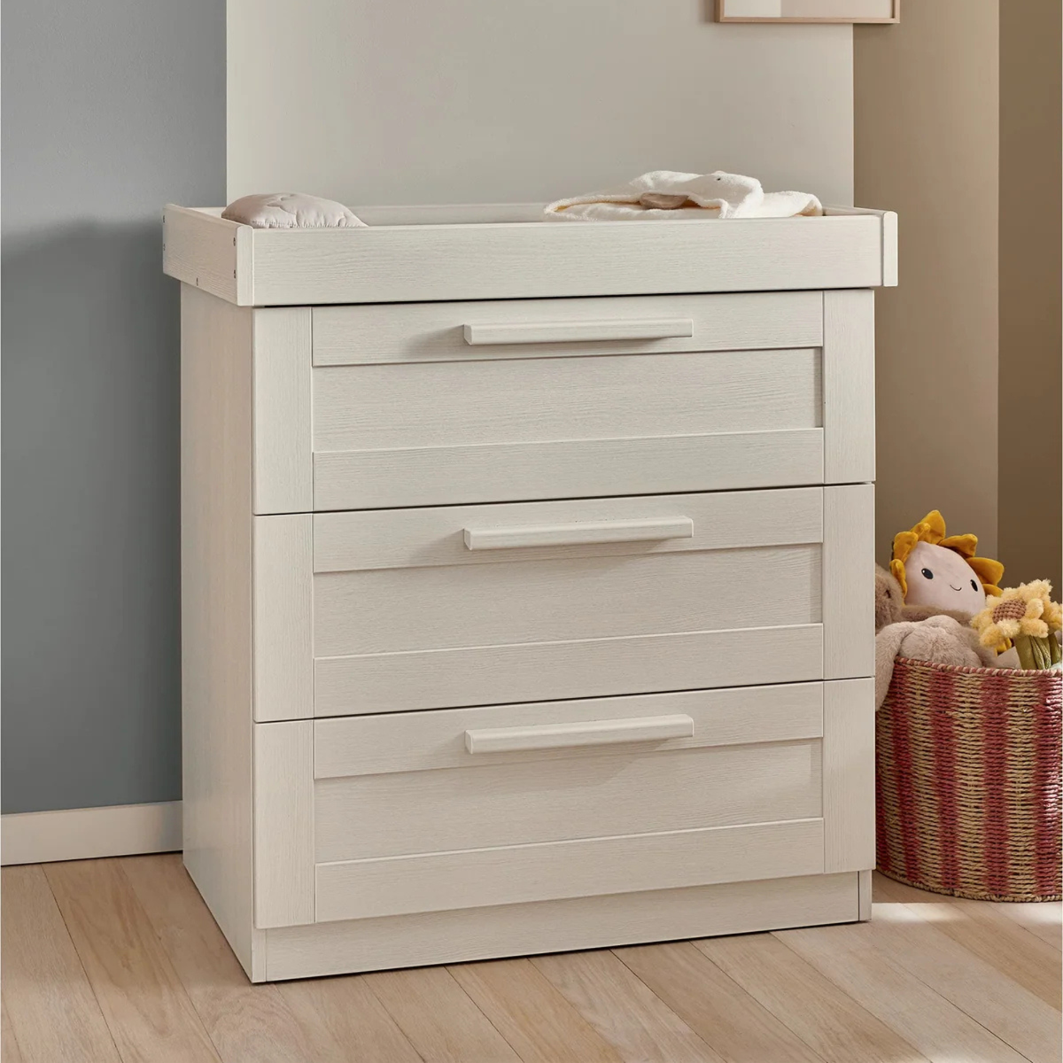 Mamas & Papas Atlas 2 Piece Cotbed Set with Dresser Changer - Warm Beige