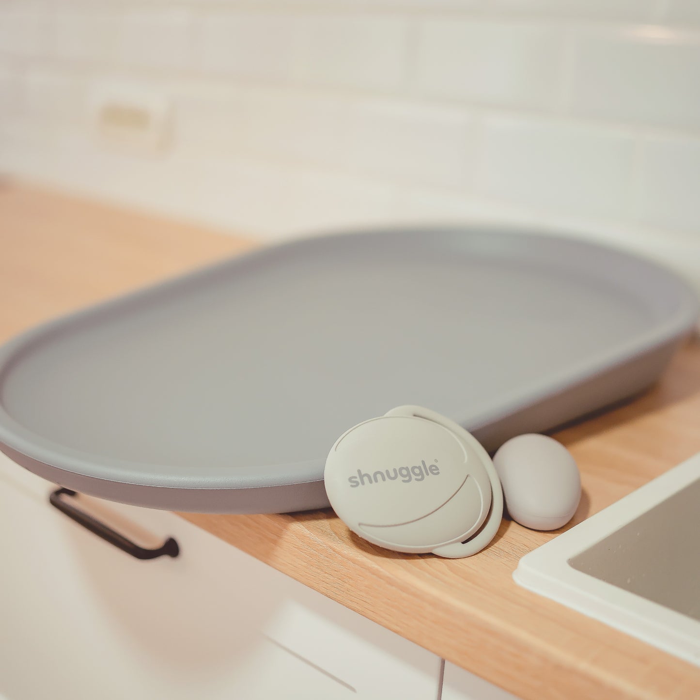 Shnuggle Squishy Changing Mat – The Ultimate Comfy & Hygienic Changing Solution- Grey