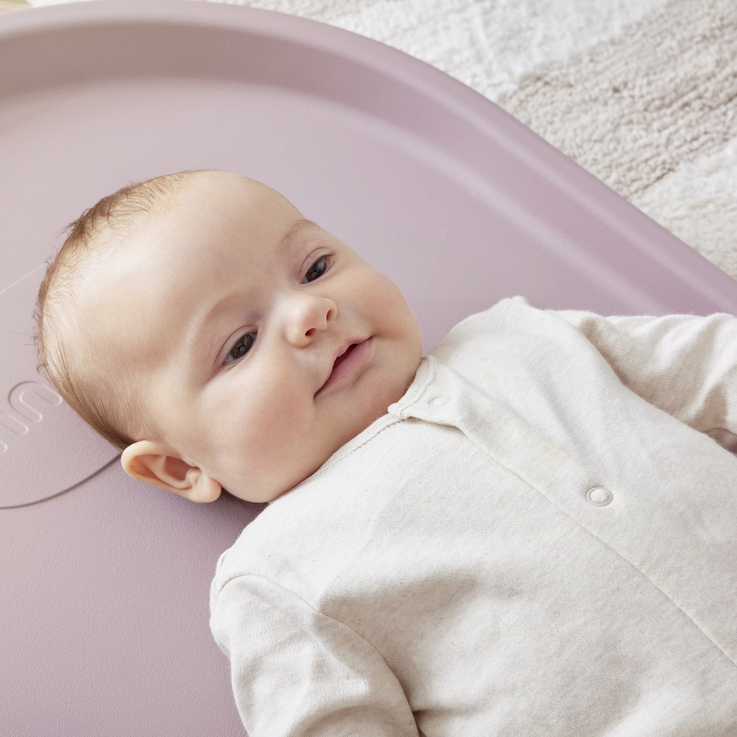 Shnuggle Squishy Changing Mat – The Ultimate Comfy & Hygienic Changing Solution- Blossom