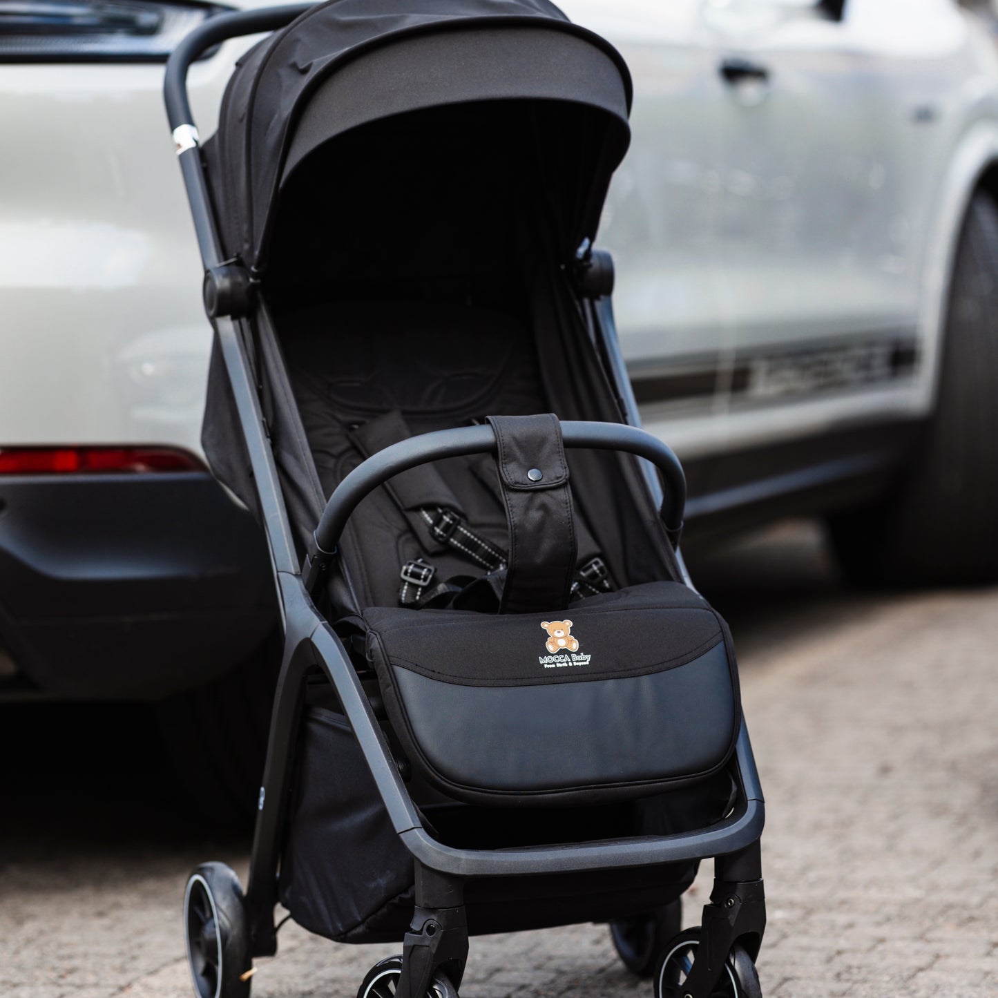 MOCCA Baby Go Compact Stroller (Black)