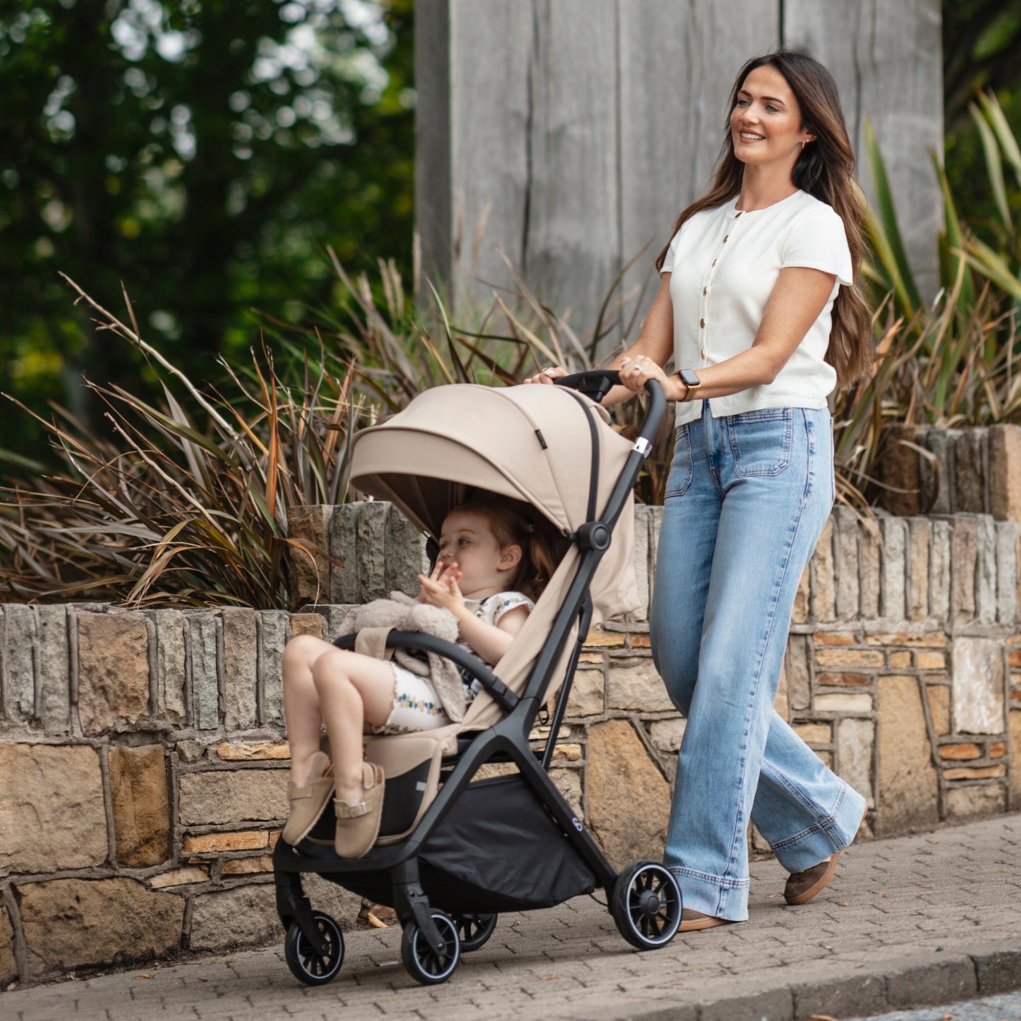 MOCCA Baby Go Compact Stroller (Beige)