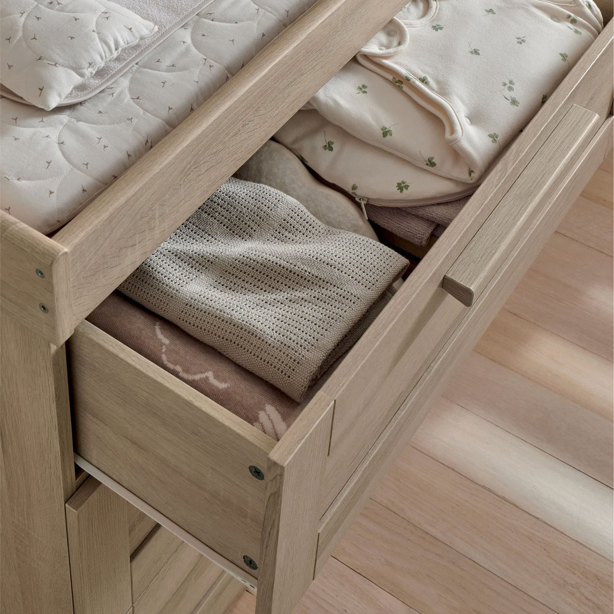 Mama's And Papa's Atlas Dresser Changer - Light Oak