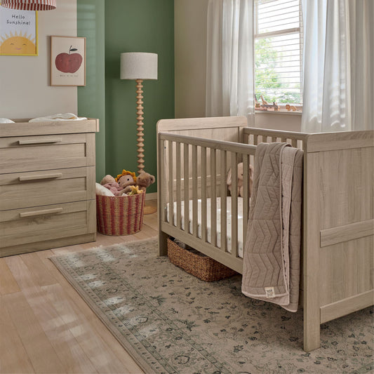 Mamas and Papas Atlas 2 Piece Cotbed Set with Dresser Changer - Light Oak