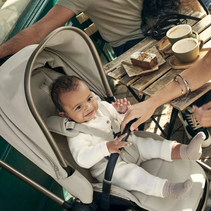 Mamas and Papas Vardo Pushchair Ultimate Newborn Bundle (12 Pieces) - Shell