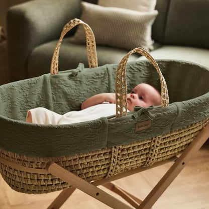 The Little Green Sheep Organic Knitted Moses Basket, Mattress & Natural Foldable Stand Linen