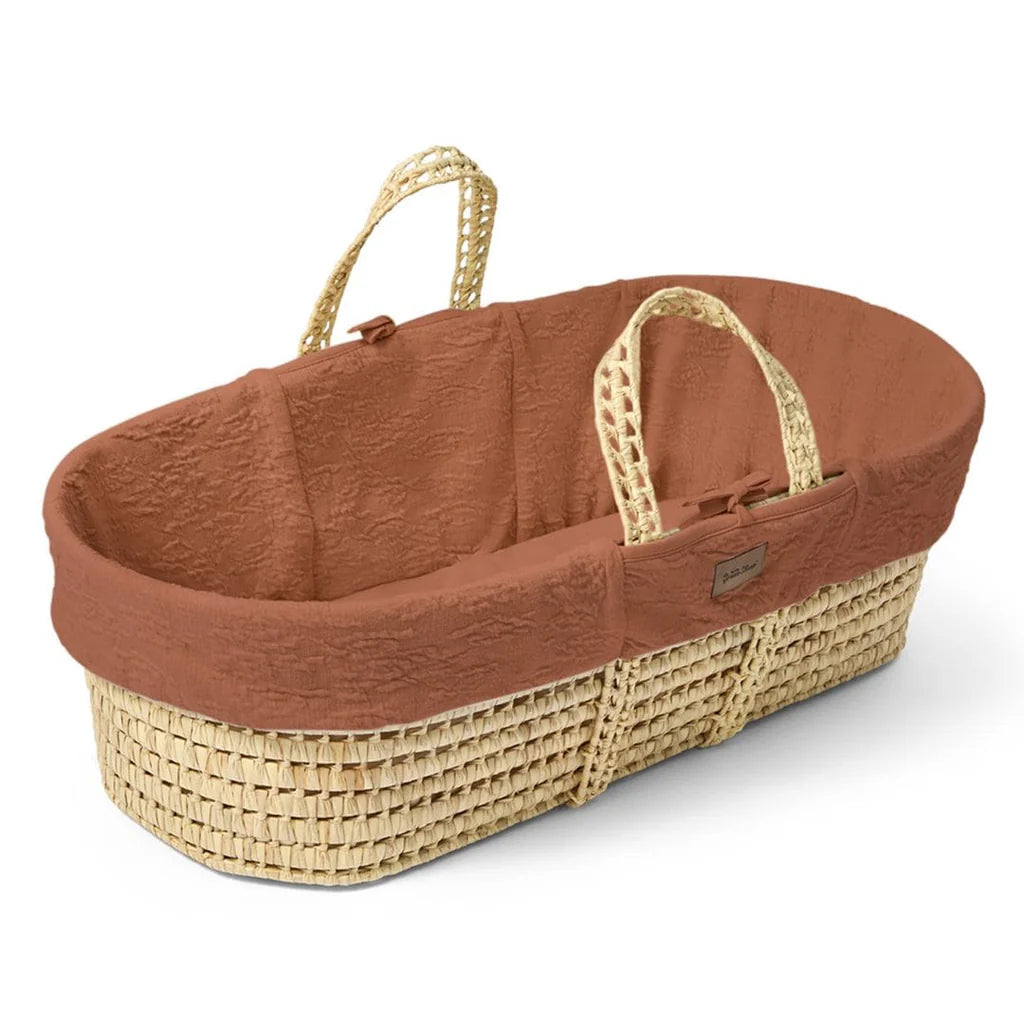 The Little Green Sheep Organic Knitted Moses Basket, Mattress & Natural Foldable Stand Linen