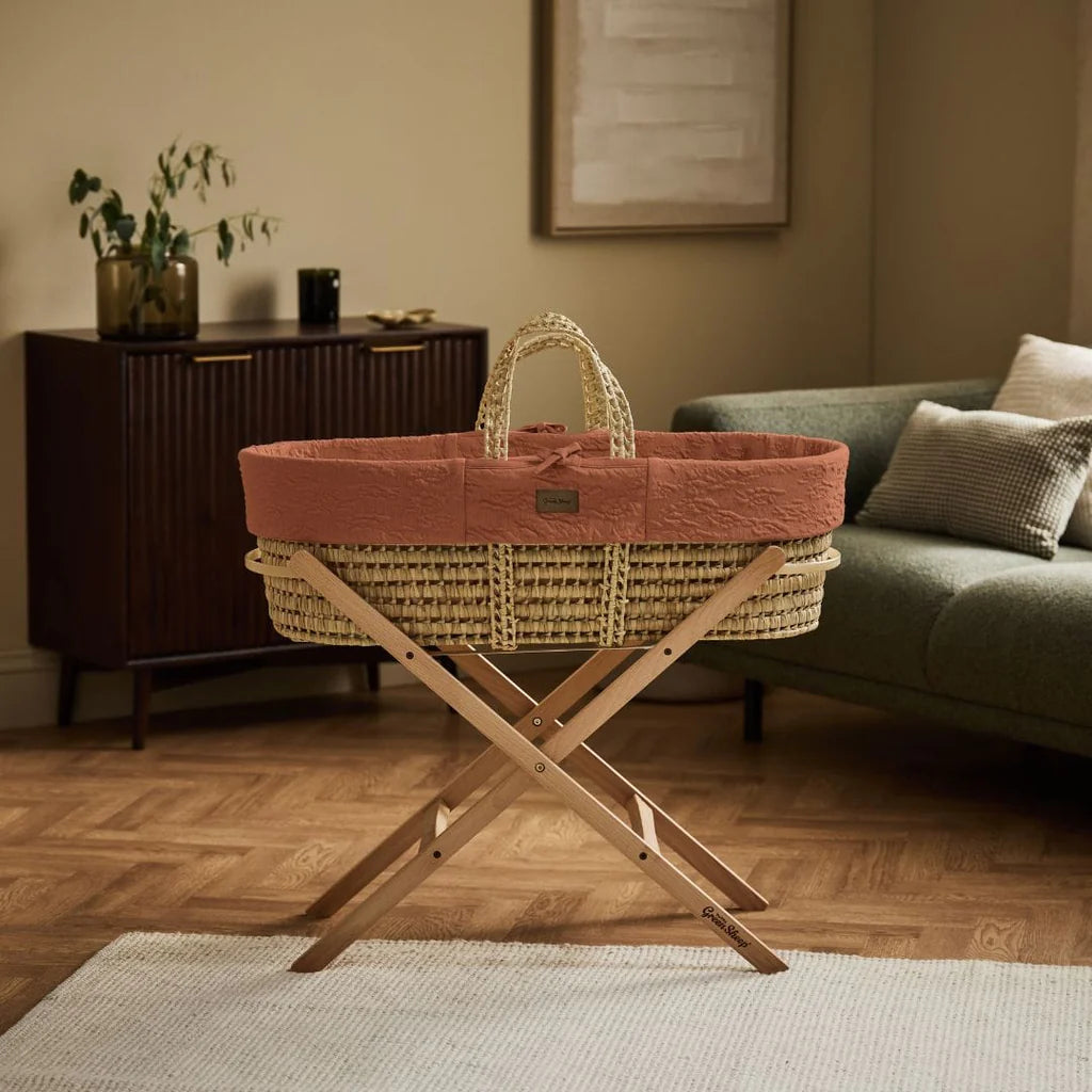 The Little Green Sheep Organic Knitted Moses Basket, Mattress & Natural Foldable Stand Linen